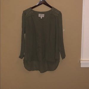 Green long sleeve blouse